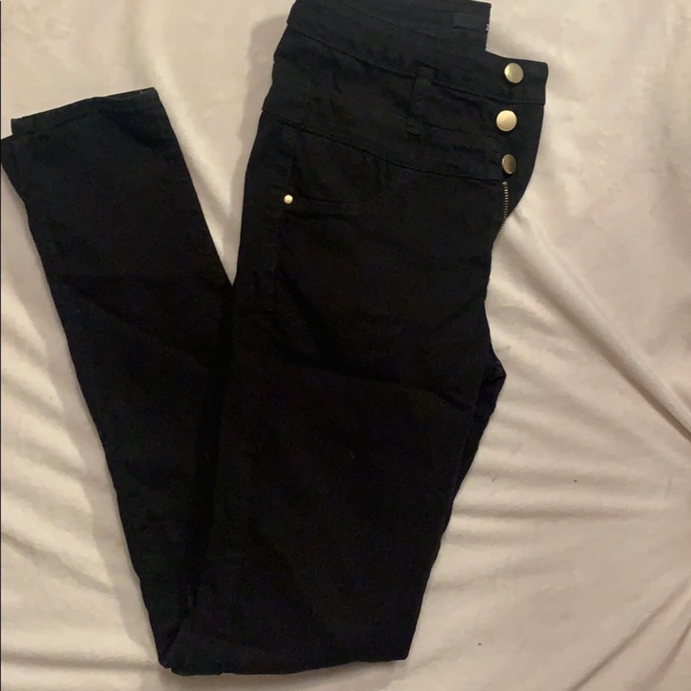 High waisted jeans